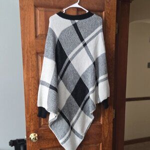 Plaid Black and White Women's Poncho